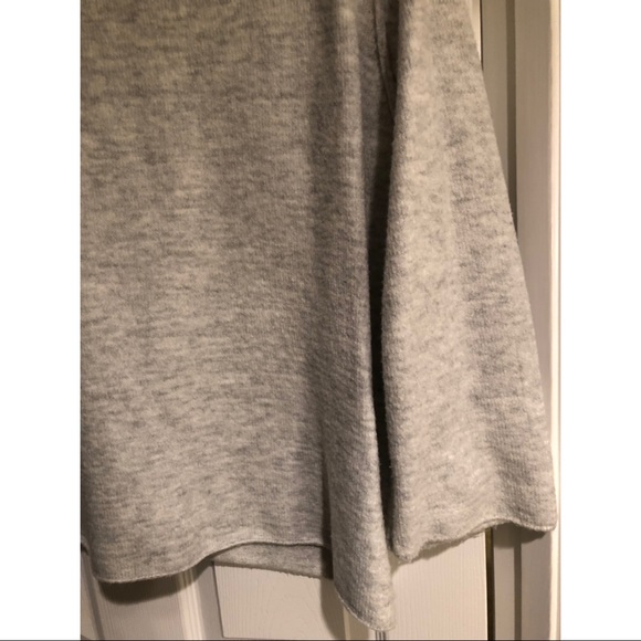 Zara Knit Sweater 🌙 - Picture 3 of 4